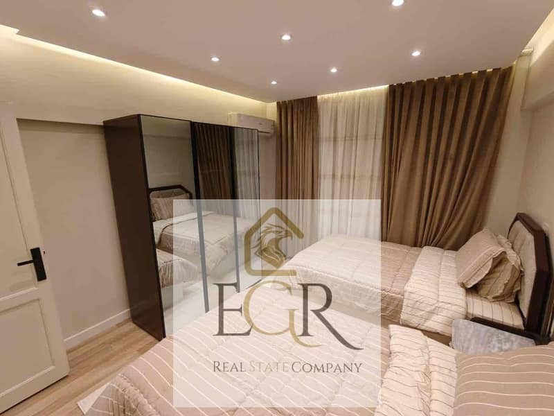 15 696d3974-5523-44be-84fb-1e3d4ad80925. jpg