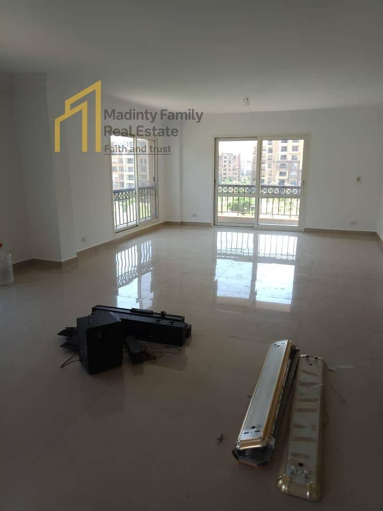 2 bf936b3d-2627-4fae-80c1-475d83b5e41a. jpg