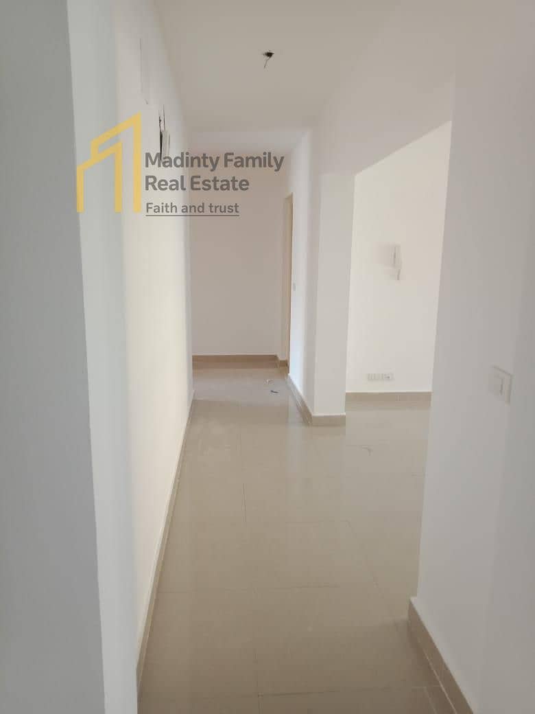 7 bc897f68-e7de-40aa-bf83-43a0084012a7. jpg