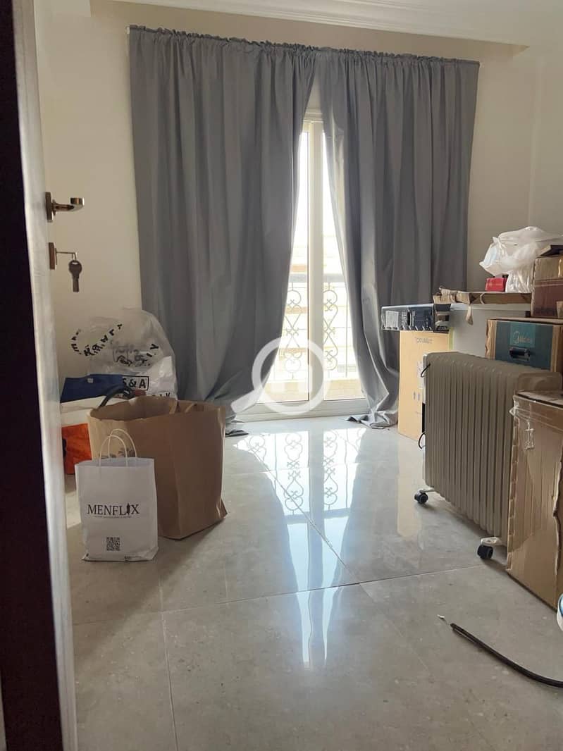 8 dfdee98b-2c3f-42cf-9dab-87ff5ec3b964. jpg