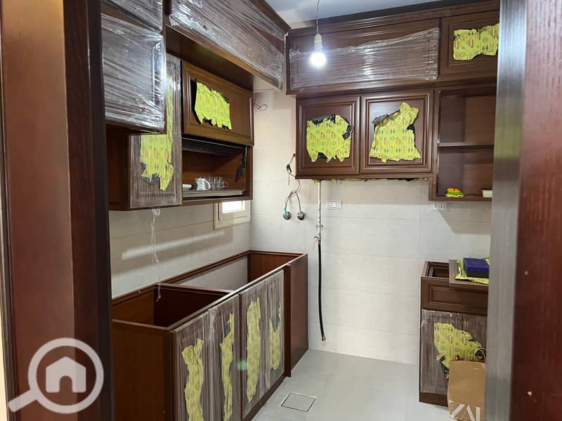 11 ff03a510-4c22-44ec-95cf-a61fd48395d8. jpg