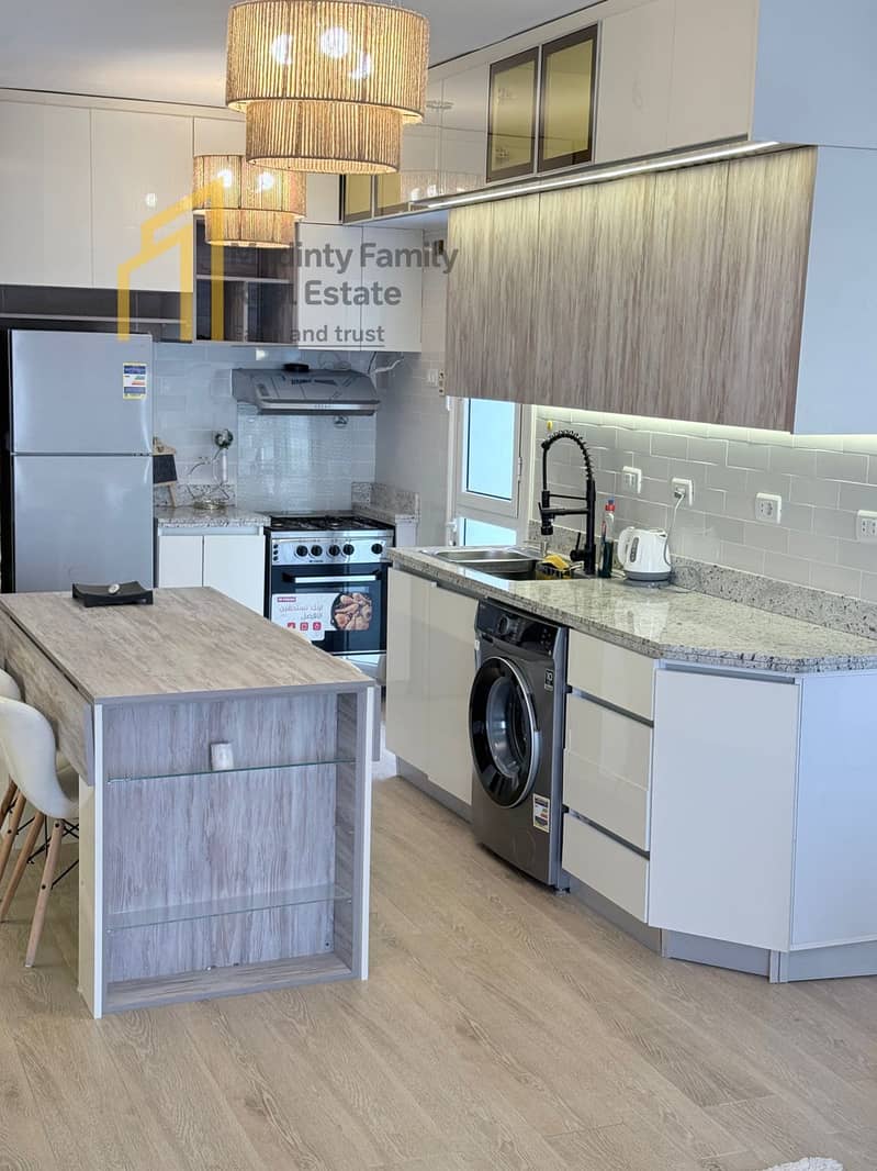 5 8399dc6f-a1cb-4c2f-b8f6-976d9a74f2a9. jpg