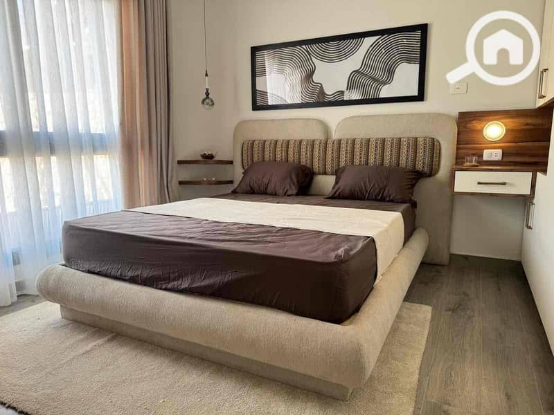 2 550576f0-5301-4531-8c92-838a7328895c. jpg