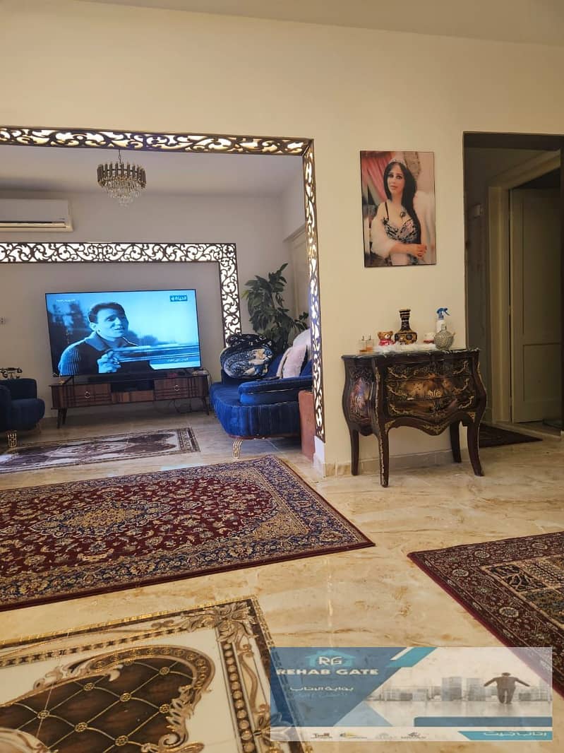 4 182e952d-c2f5-4f9d-b849-ac25d9b18a39. jpg