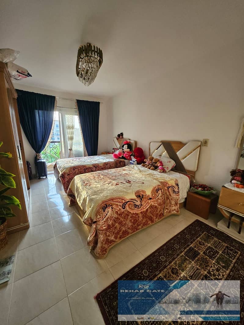 6 380f28e0-1b72-41bf-9273-3460fb9ef2a8. jpg