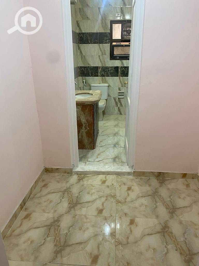 7 084bb302-a944-418b-9132-872add35a3e8. jpg