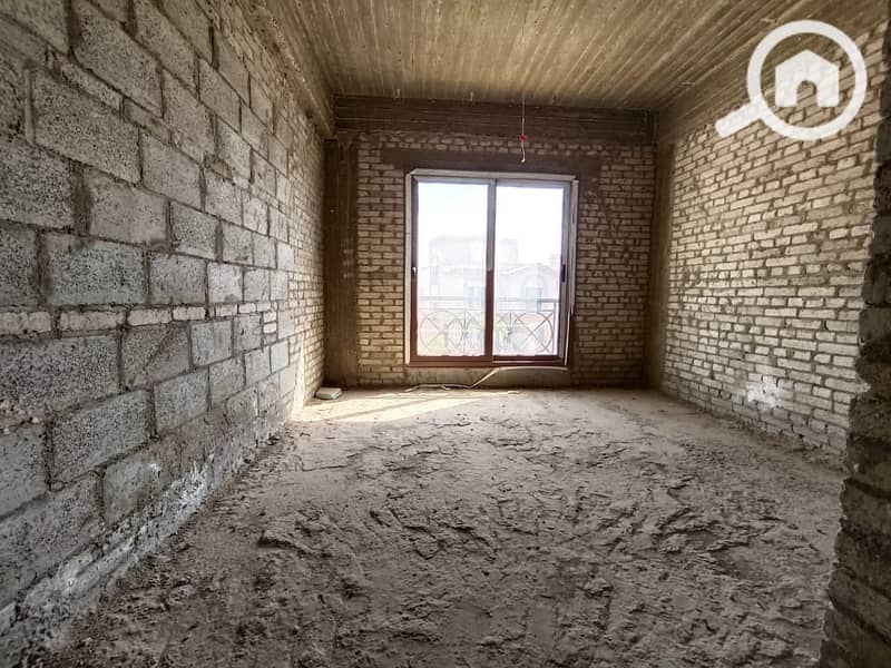 6 096271f2-cce9-4bee-90db-f36c8141b04a. jpg