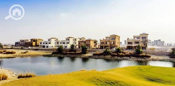 توين هاوس 8 غرف نوم للبيع في 6 أكتوبر، الجيزة - Screenshot_1-2-2026_133756_. jpeg