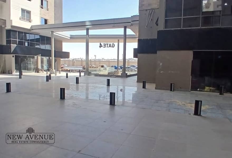 8 244d6f06-0f54-43d5-9561-bc8b6db01c66. jpg