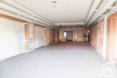 5 Bedroom Flat for Sale in Zezenia, Alexandria - 20260110_162711. jpg. jpg