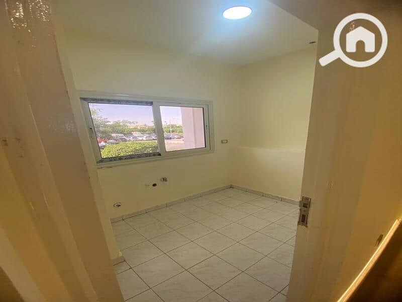 12 WhatsApp Image 2026-02-01 at 3.12. 14 PM (1). jpeg