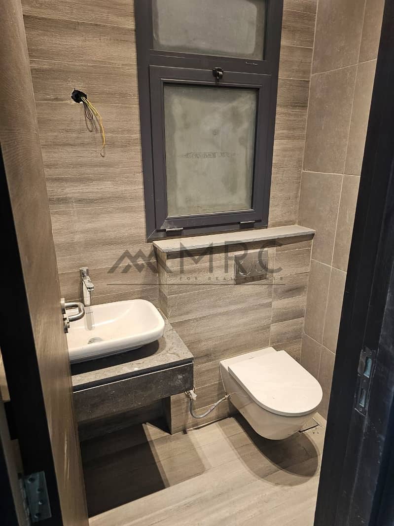 10 WhatsApp Image 2026-02-01 at 10.48. 27 AM (1). jpeg