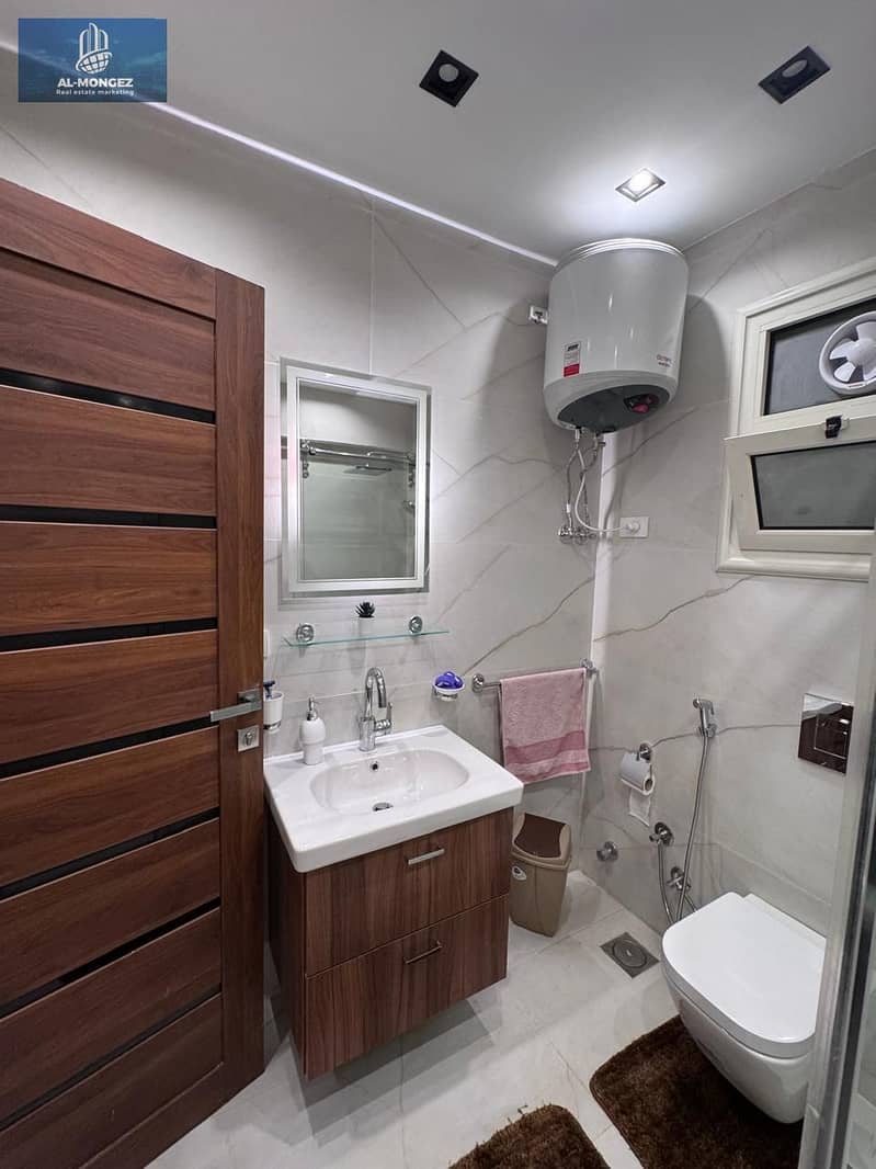 17 b9489a5f-b25d-4348-b8eb-eeb567b8fe33. jpg