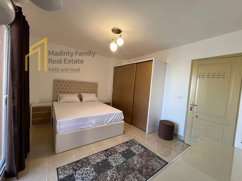 6 a4fa6fb5-b045-453a-9a18-b9544abc8171. jpg