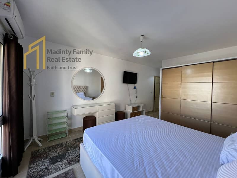 14 de2c2329-9b3c-4845-b255-18b1b74fe97a. jpg