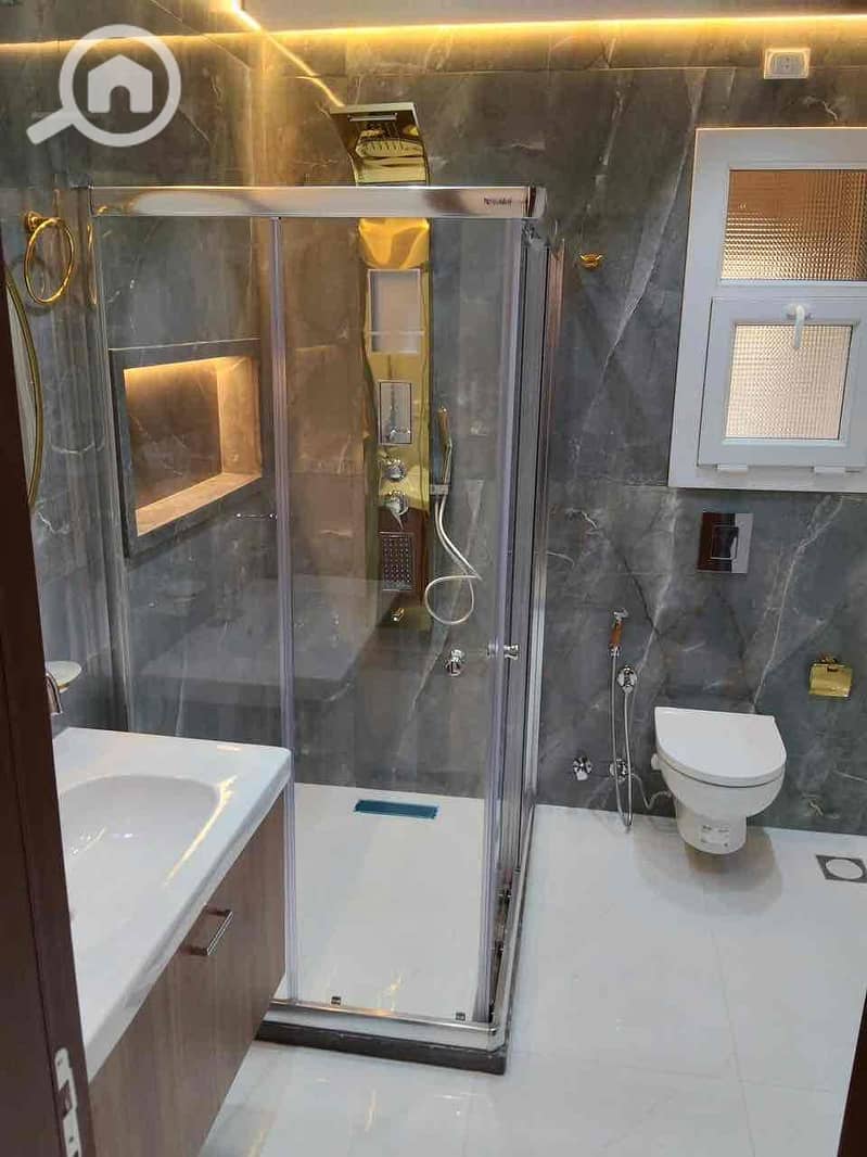 7 14fa9250-62ed-4d5f-a9b6-97f1912b2a0b. jpg