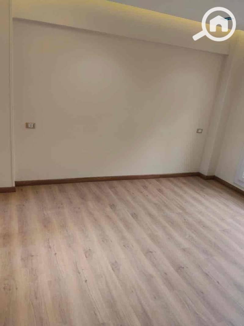 9 521d2876-8724-443a-96b9-d0f93449d3da. jpg