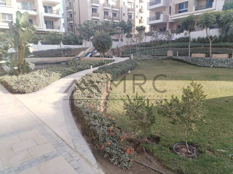 9 cdb48059-058e-4b9b-b3ed-12084f72638b. jpeg