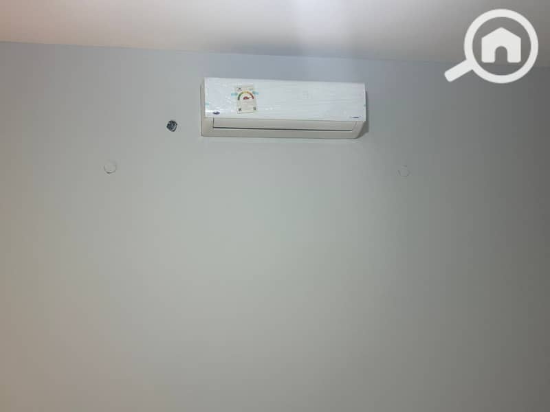 9 WhatsApp Image 2026-02-01 at 15.58. 36 (1). jpeg