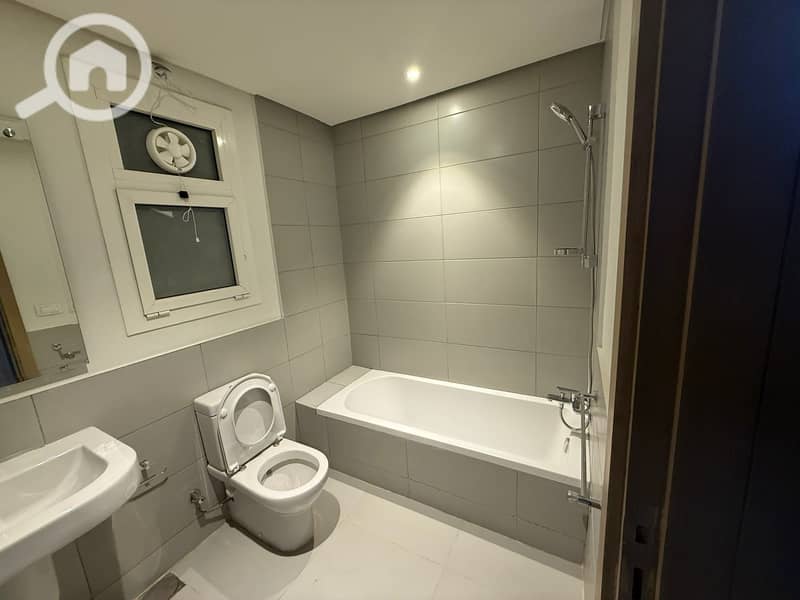 10 WhatsApp Image 2026-02-01 at 15.58. 36 (2). jpeg