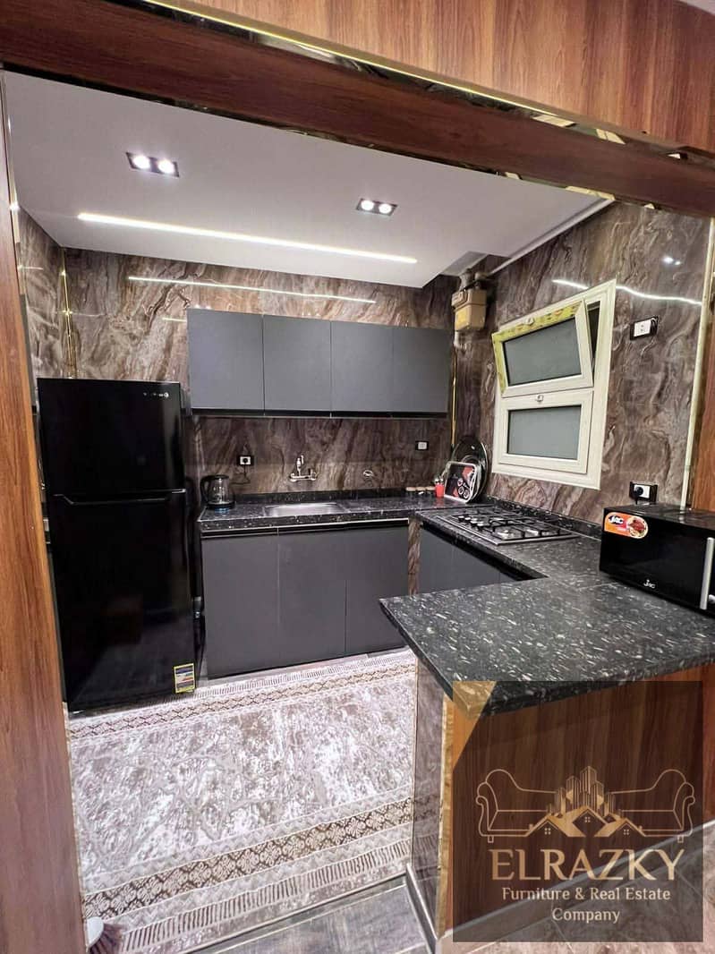 2 293d367f-b011-4fea-9eb6-9086069da039. jpg