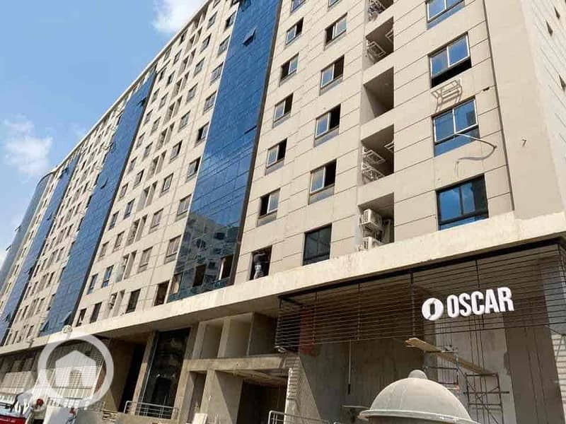 4 07eaa8a3-bf0c-42d8-ba7b-7e38971c8f19. jpg