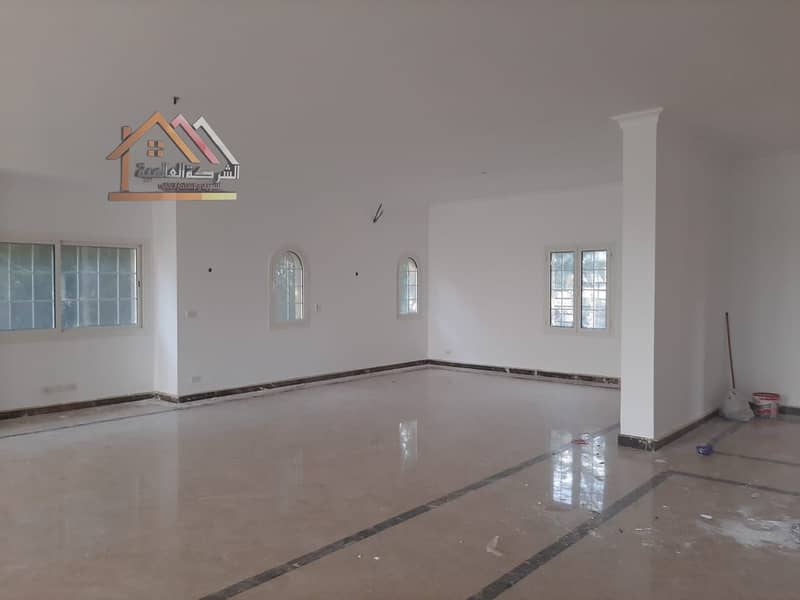 2 05cfb5f9-2d32-42a5-aaad-081357527237. jpg