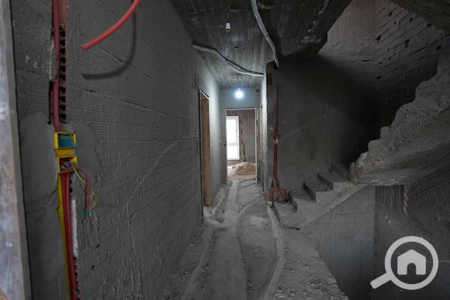 14 cf3a7b47-efde-4f21-a76f-578d7f5a81e5. jpg