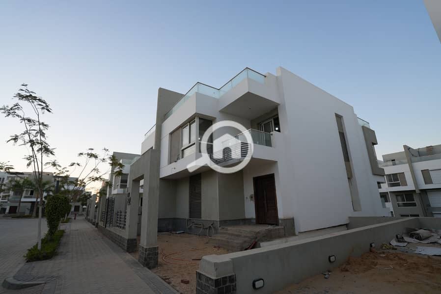 15 d64f8aad-a7fc-4f33-b057-16ae07d4564e. jpg