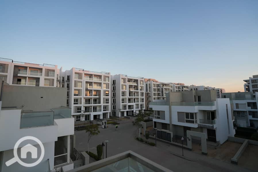 17 ecf1c9eb-ba2a-4b4d-98d7-5b2c3d8fbae9. jpg