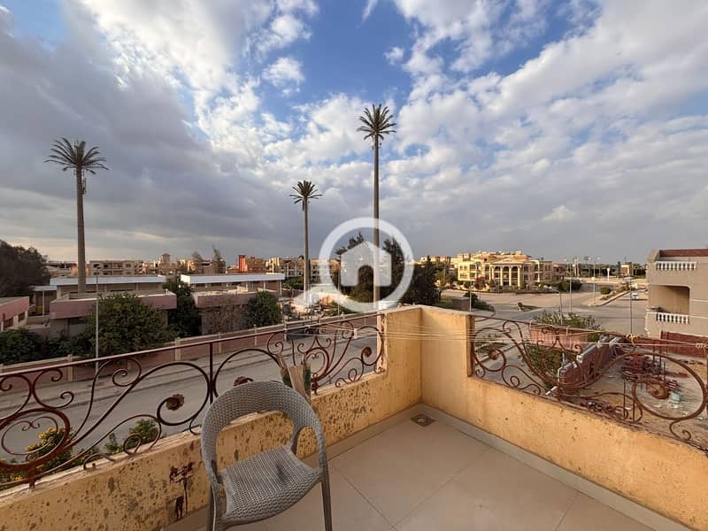 13 1ef3655b-40e1-493e-a8cd-56f84ac96ca5. jpeg