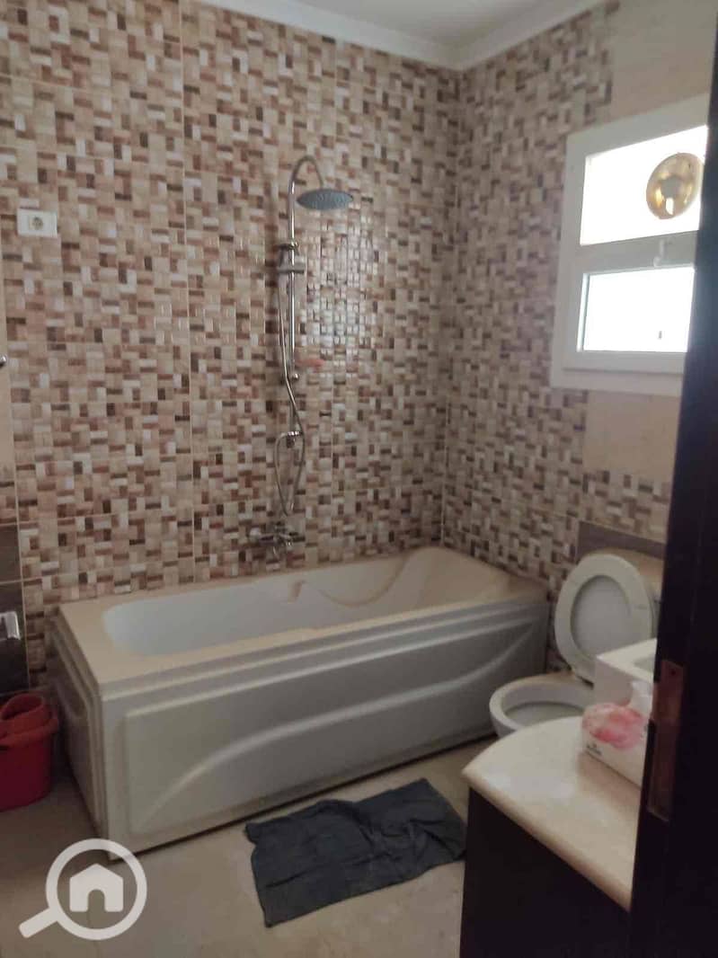 9 a30c9480-334e-43be-b5c8-8b72c4ba9aa7. jpg