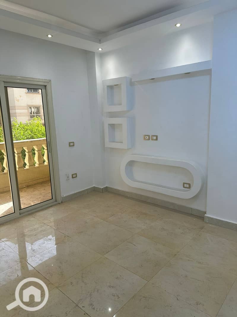 4 2eb133fd-b111-4c04-9a8e-df7c6998ad8a. jpeg