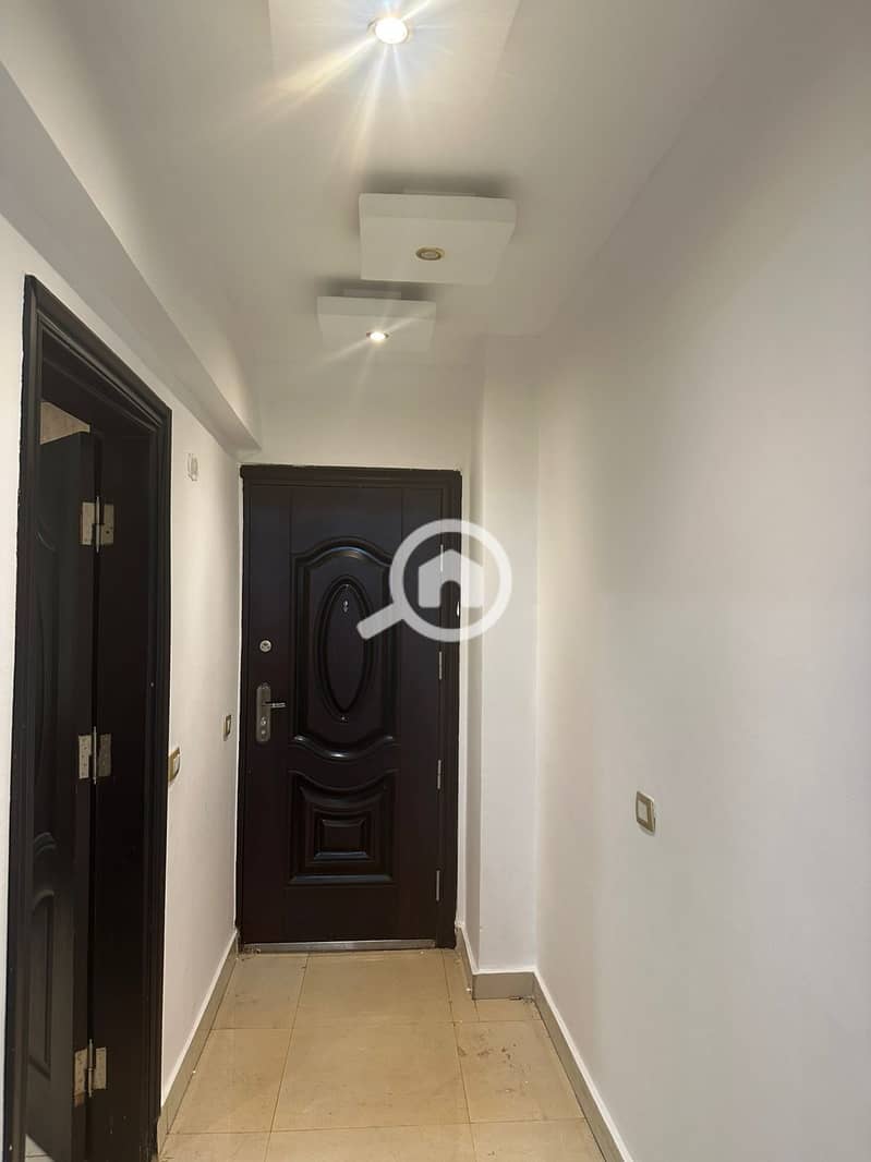 6 8cad5e18-f9e2-403f-83ba-4ab5fdd63571. jpeg