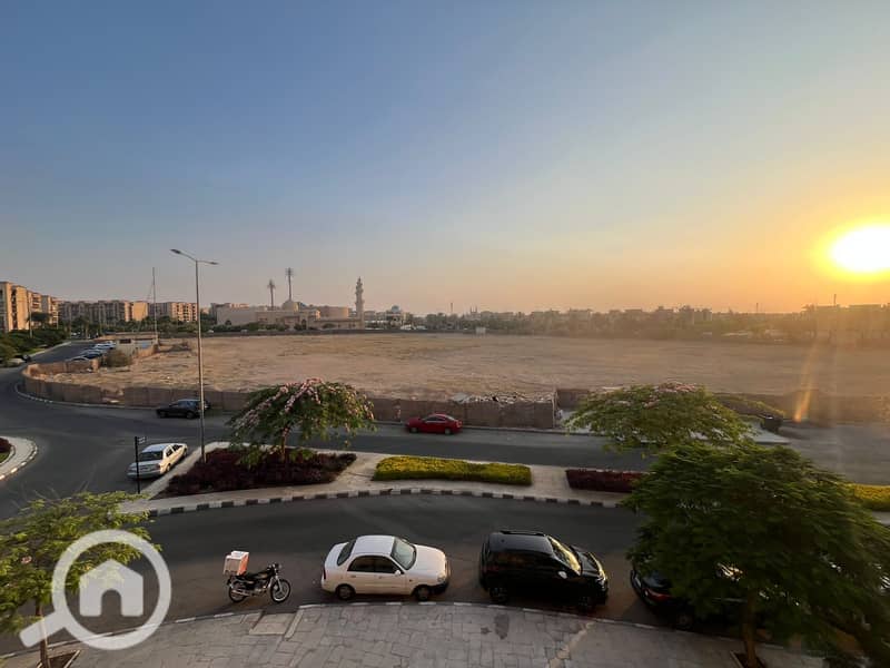 2 88ec4a41-7f4f-45f1-b160-0d561dacd16d. jpeg