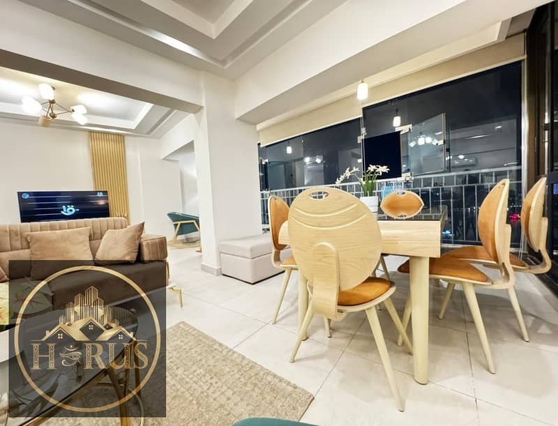 4 8fea8aa1-5bbe-4ff3-9e76-3f195f3cdbb7. jpg