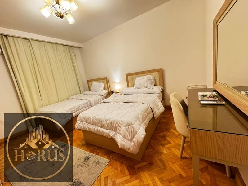 15 d2f72c9c-c97a-4bcf-abfd-cce70a657507. jpg