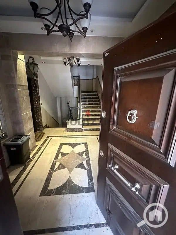 6 63fb9d41-cb05-49c7-bc2b-6bdc348e7562. jpeg