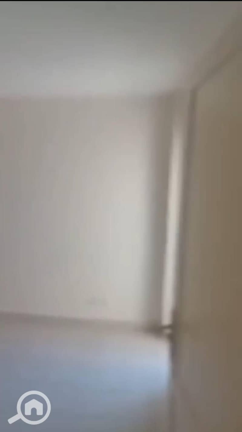 8 21e4ea20-efd1-46ea-b181-a20e76c7afdb. jpeg