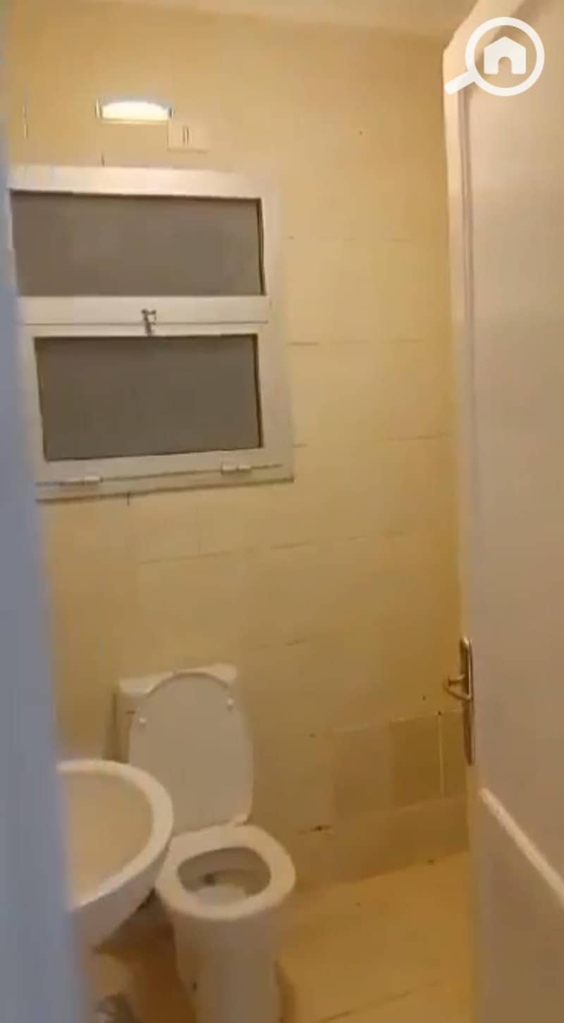 11 e30600ba-d443-4c42-8b33-a525e208e34c. jpeg