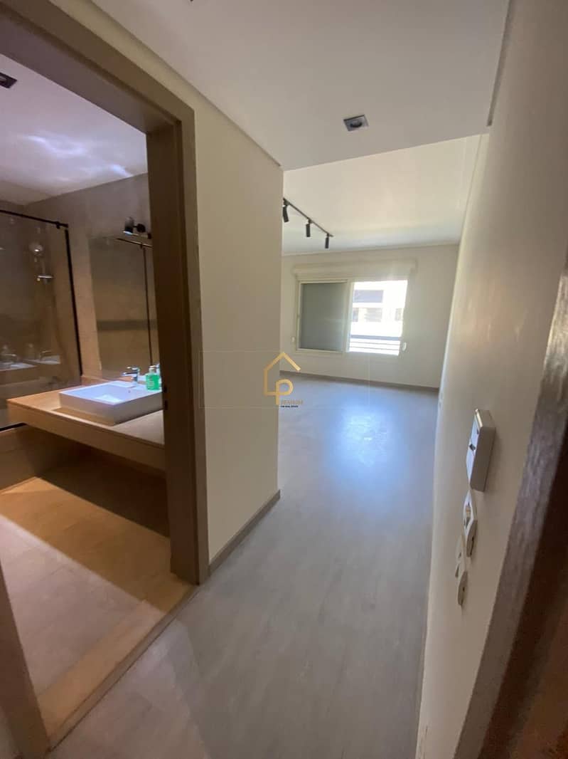 5 WhatsApp Image 2025-09-21 at 1.06. 24 PM (1). jpeg