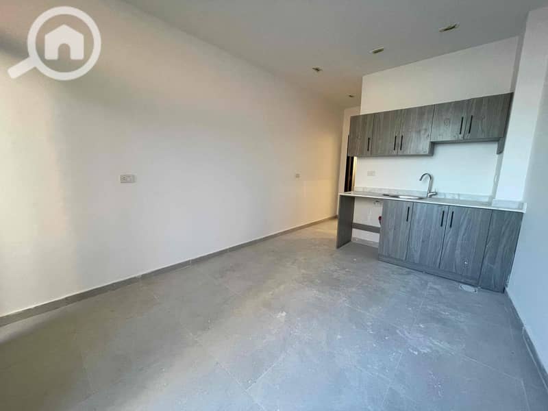 5 PHOTO-2025-07-31-21-46-34 5. jpg