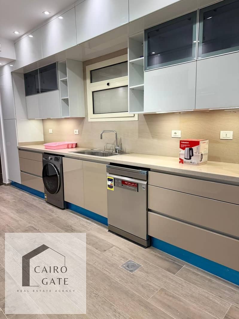 28 WhatsApp Image 2026-02-01 at 4.52. 03 PM. jpeg