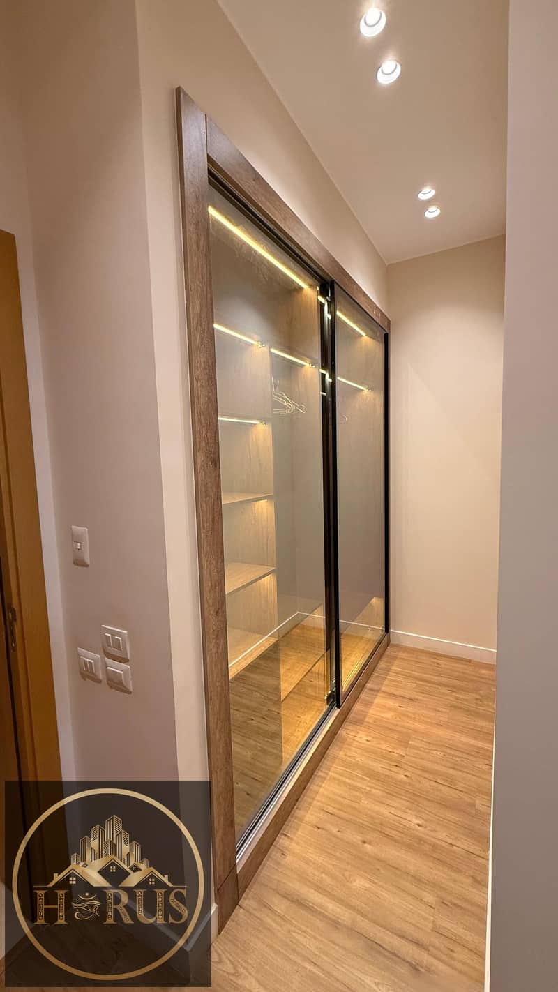 8 5fd4517b-88f1-473e-9ef9-90ffe1b1727e. jpg