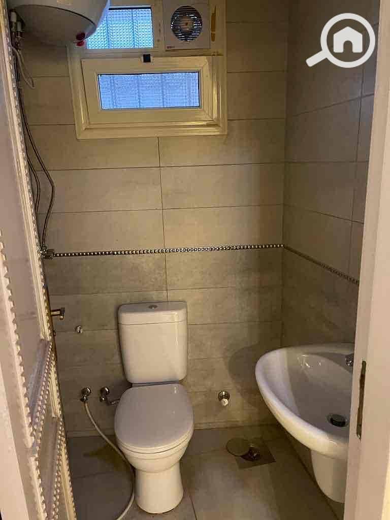 6 005465a5-5353-4d40-bb5f-e946a93762c0. jpg