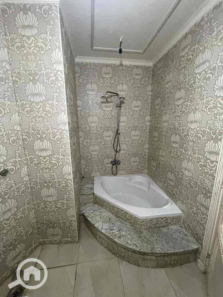 8 9fc1c694-944c-47b4-bb7c-d068da098ad9. jpg