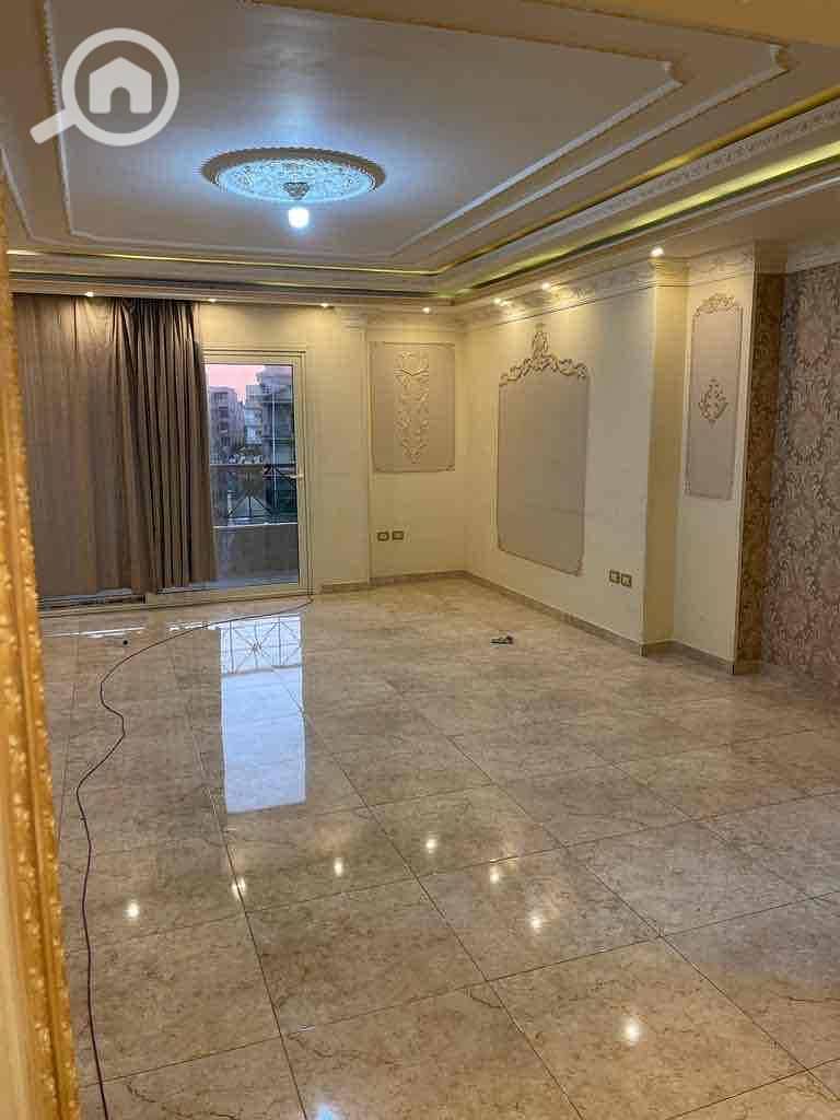 12 9bff8490-9dce-4cb8-8da6-3eba96c9b588. jpg