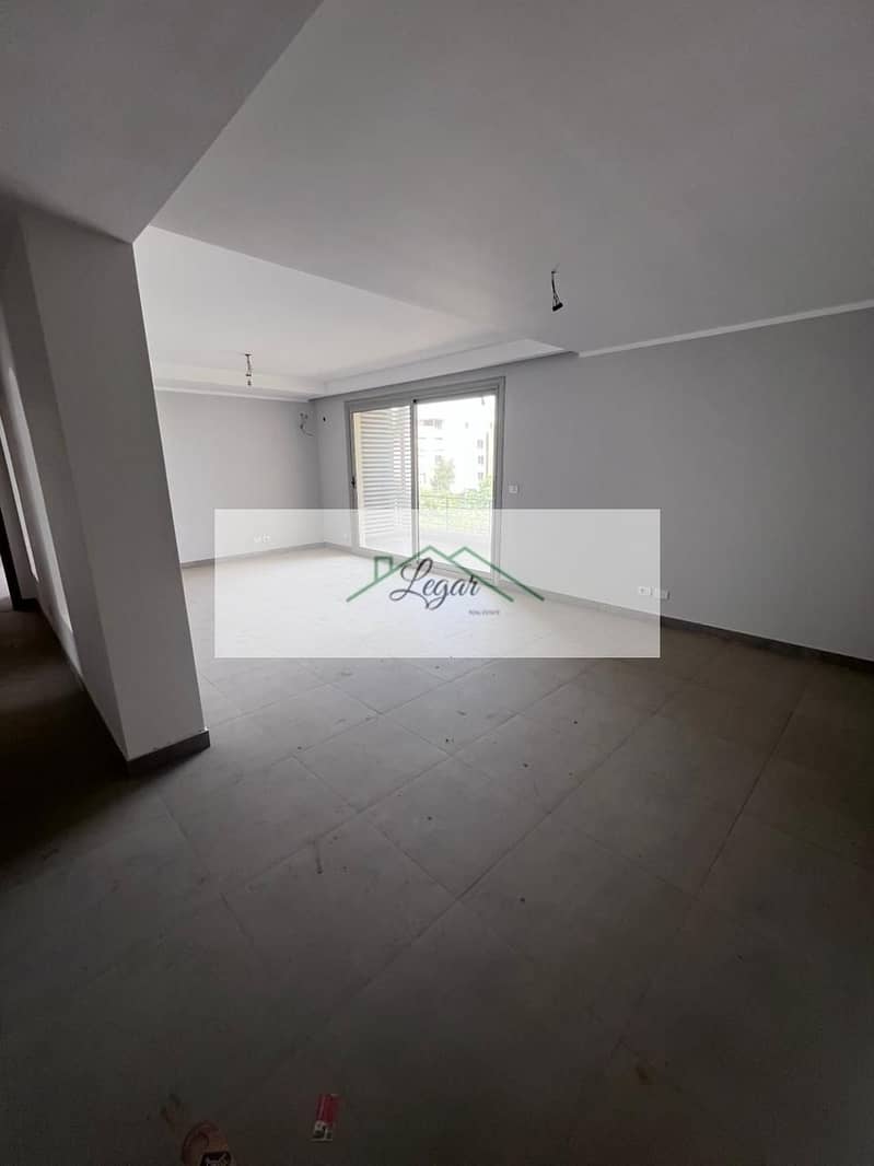 3 5b784b95-6b74-4a52-8d31-2c626e0d264c. jpg