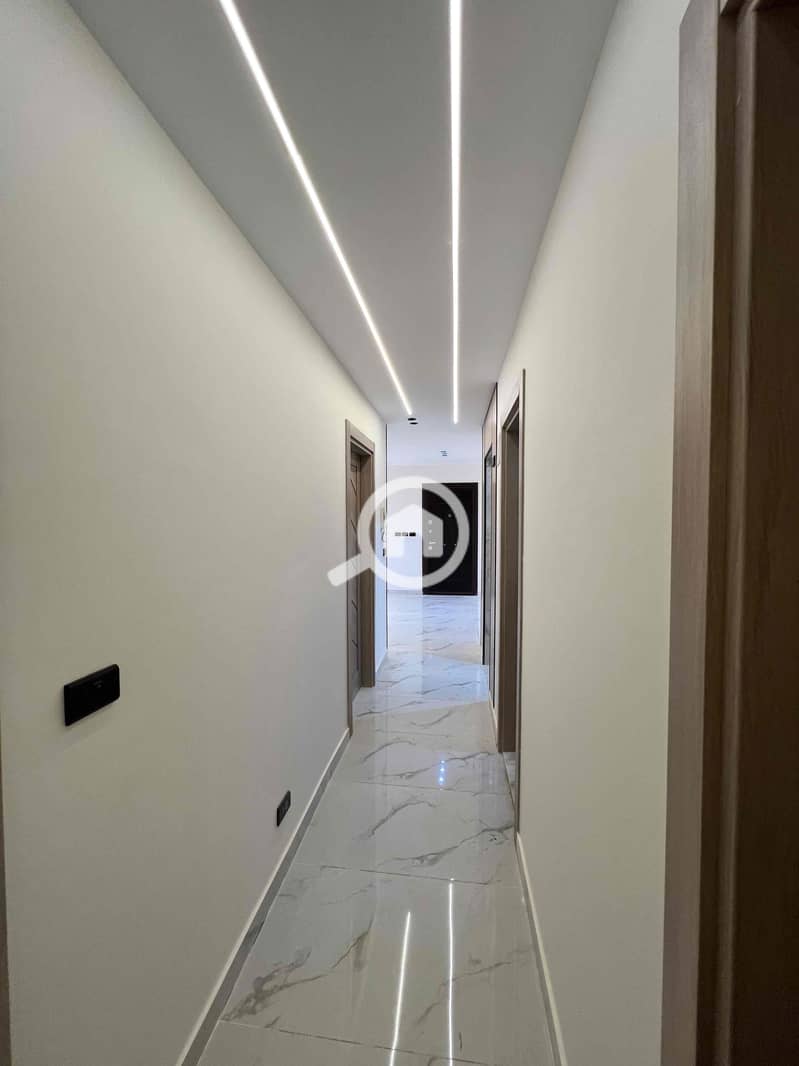 5 980964dd-374c-4e88-88c1-ed054af45e89. jpg