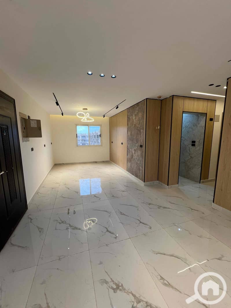 14 2bc4b6a7-b0d8-4a99-a871-9c70c853fa52. jpg